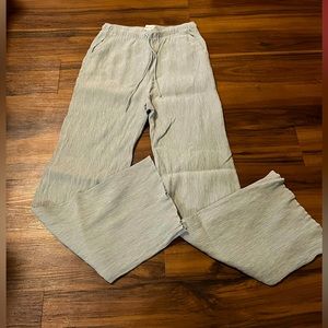 Abercrombie and Fitch Crinkle Texture Wide Leg Pant